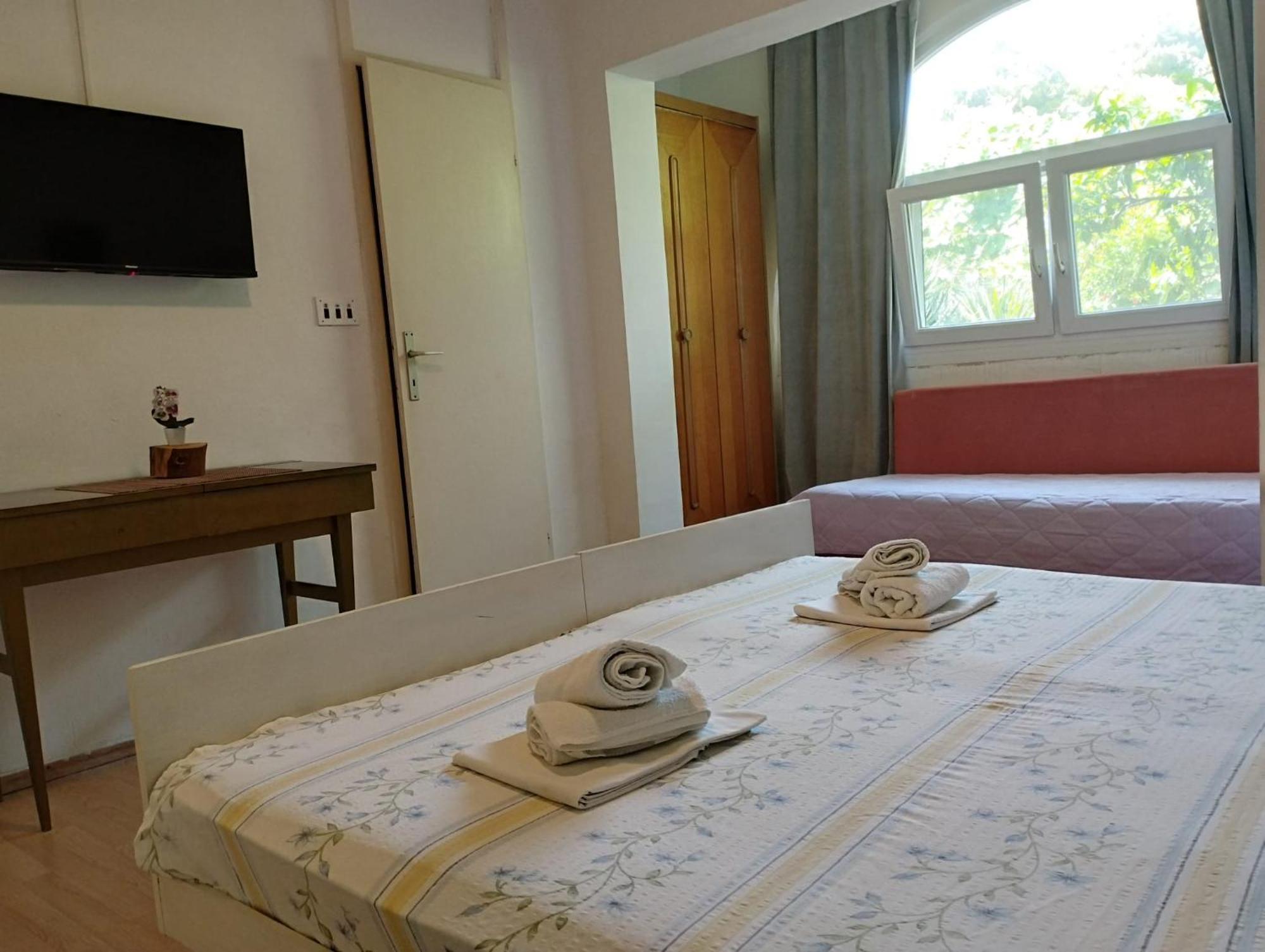 Borovik Guest House Zivogosce Ngoại thất bức ảnh